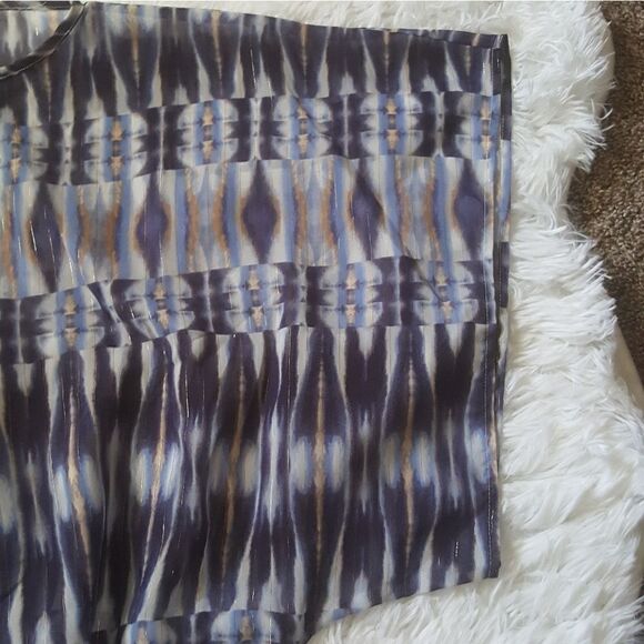 Cynthia Steffe lightweight sheer top Size Large - Picture 5 of 5